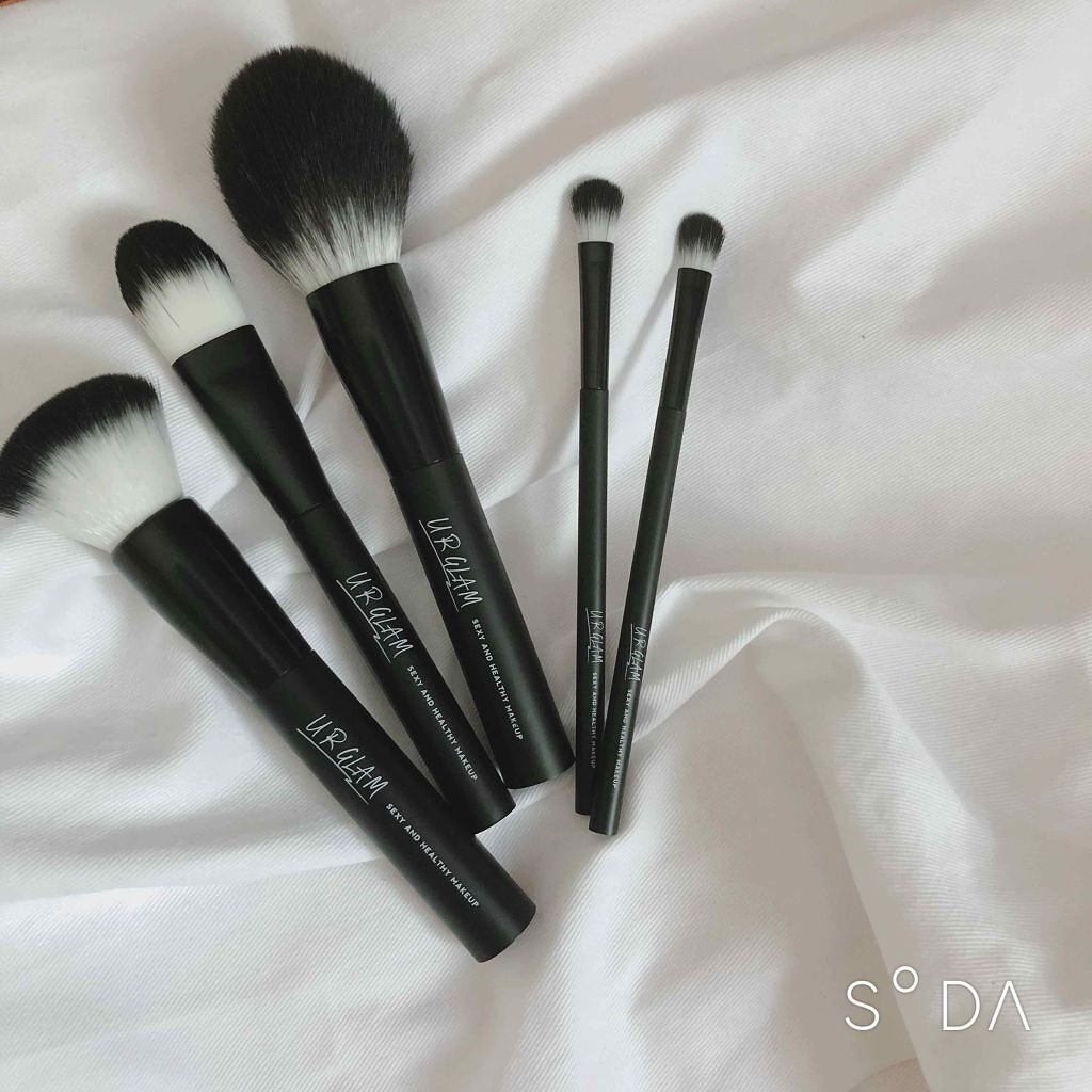 「【初心者必見】プチプラのブラシでメイクに差がつく!お手頃価格の優秀ブラシを集めました♡」の画像(#101294)