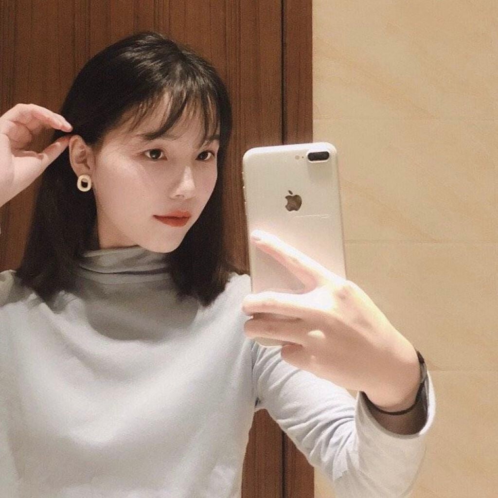 自撮りと他撮り、別人みたいになってない?写真うつりのいい子がやってる㊙︎テクの画像