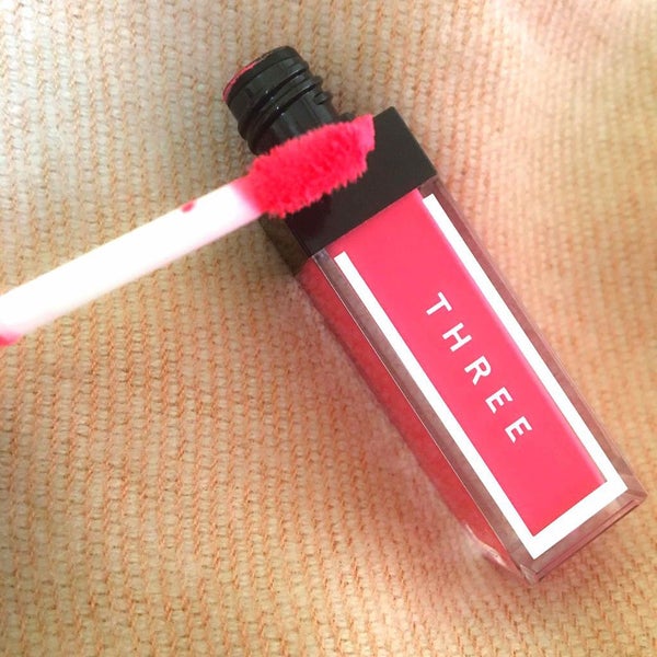 「青みピンクのリップおすすめ14選!プチプラ・デパコス別にご紹介《フレッシュな印象へ》」の画像(#108618)