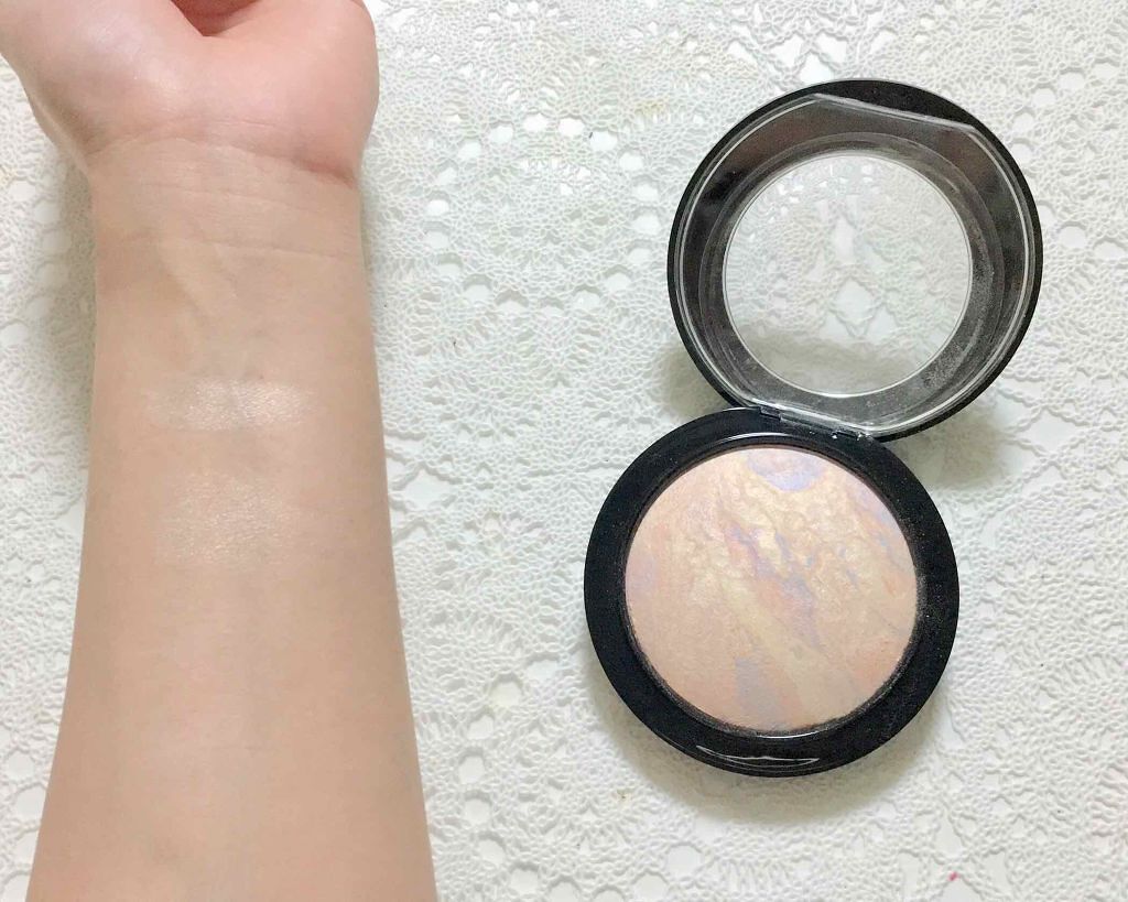 「面長メイクの仕方!30代・40代も韓国アイドルみたいな小顔に|アイシャドウ・ハイライト・シェーディングのコツ」の画像(#109997)