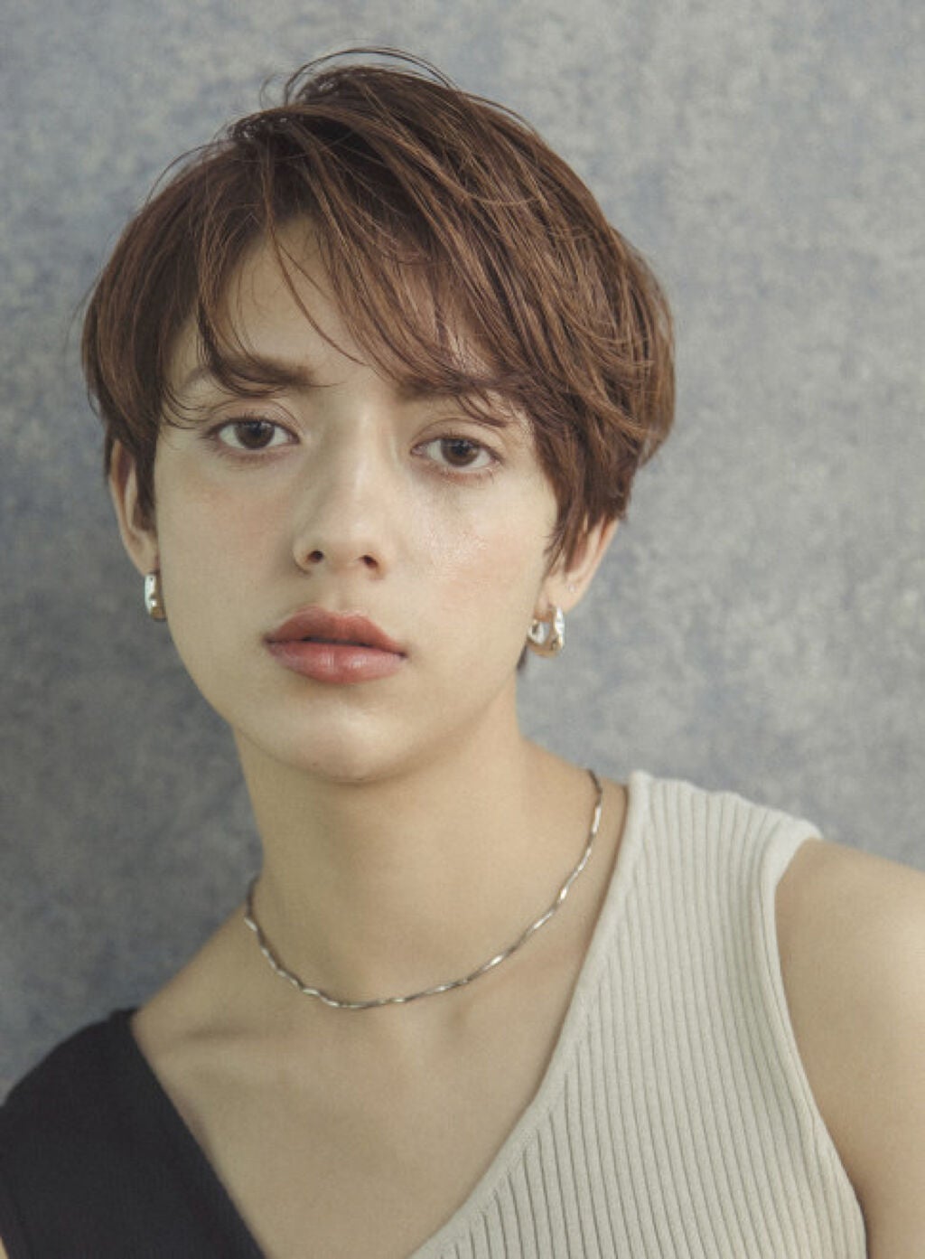 「リアルに使えるブラウンリップのメイク術。春夏から秋冬まで使える万能カラーで"最強の私"に。」の画像(#114917)