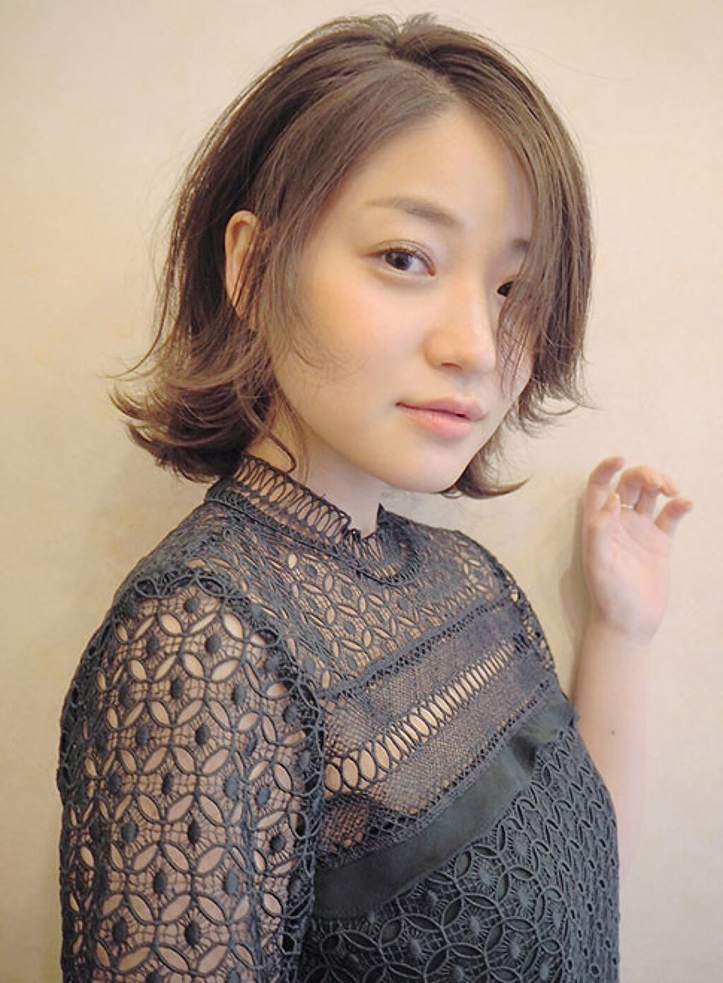「華やかで崩れにくい。お呼ばれメイクのやり方・おすすめ商品を紹介。」の画像(#115605)