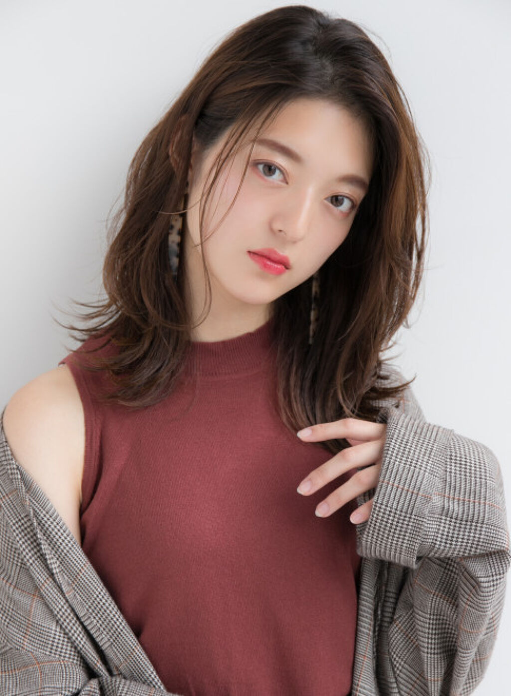 「脂性肌におすすめのファンデーション15選【2022最新】崩れない塗り方も解説【プチプラ・デパコス・韓国】」の画像(#117582)