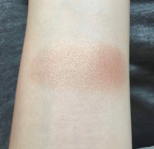 「【40代向け】自然な血色感でくすみを一掃!アラフォー世代におすすめなチークの入れ方」の画像(#120921)