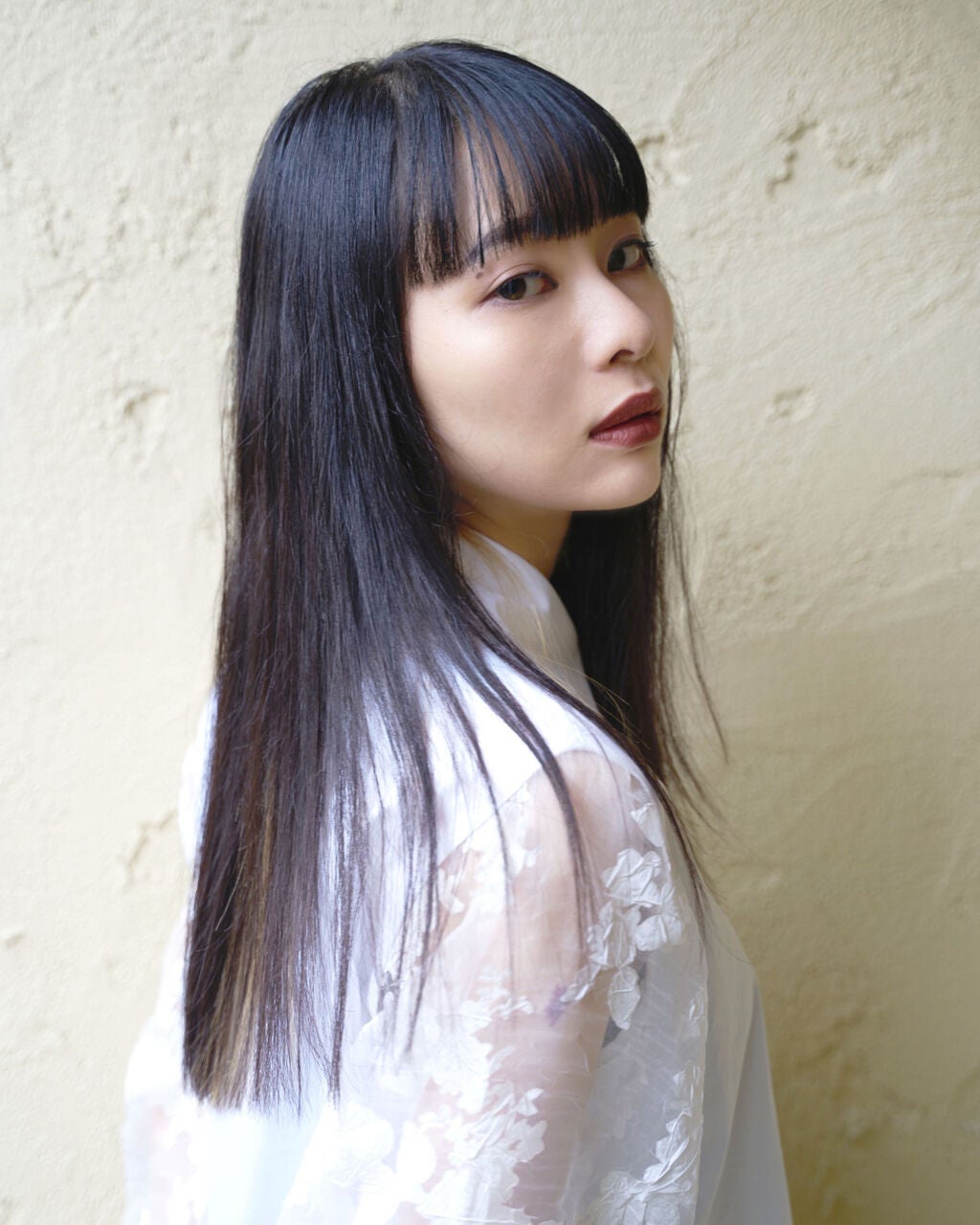 「【チークがカギだった!】ブラウンリップが一気に似合うようになるチークの選び方&おすすめチーク」の画像(#123075)