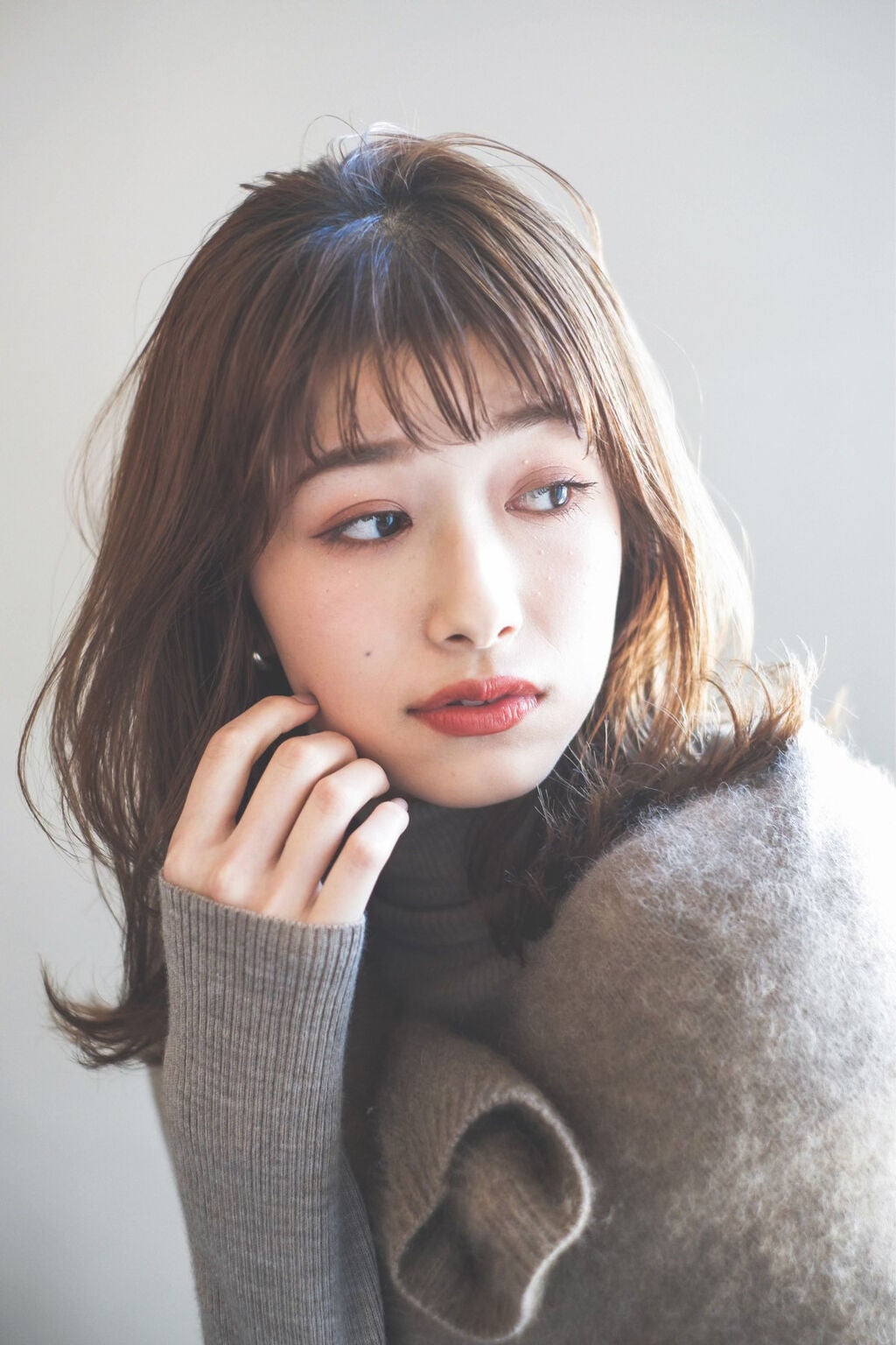 「お呼ばれメイクは"大人っぽ"が鉄則!好印象をつくる【メイク術】って?」の画像(#123771)