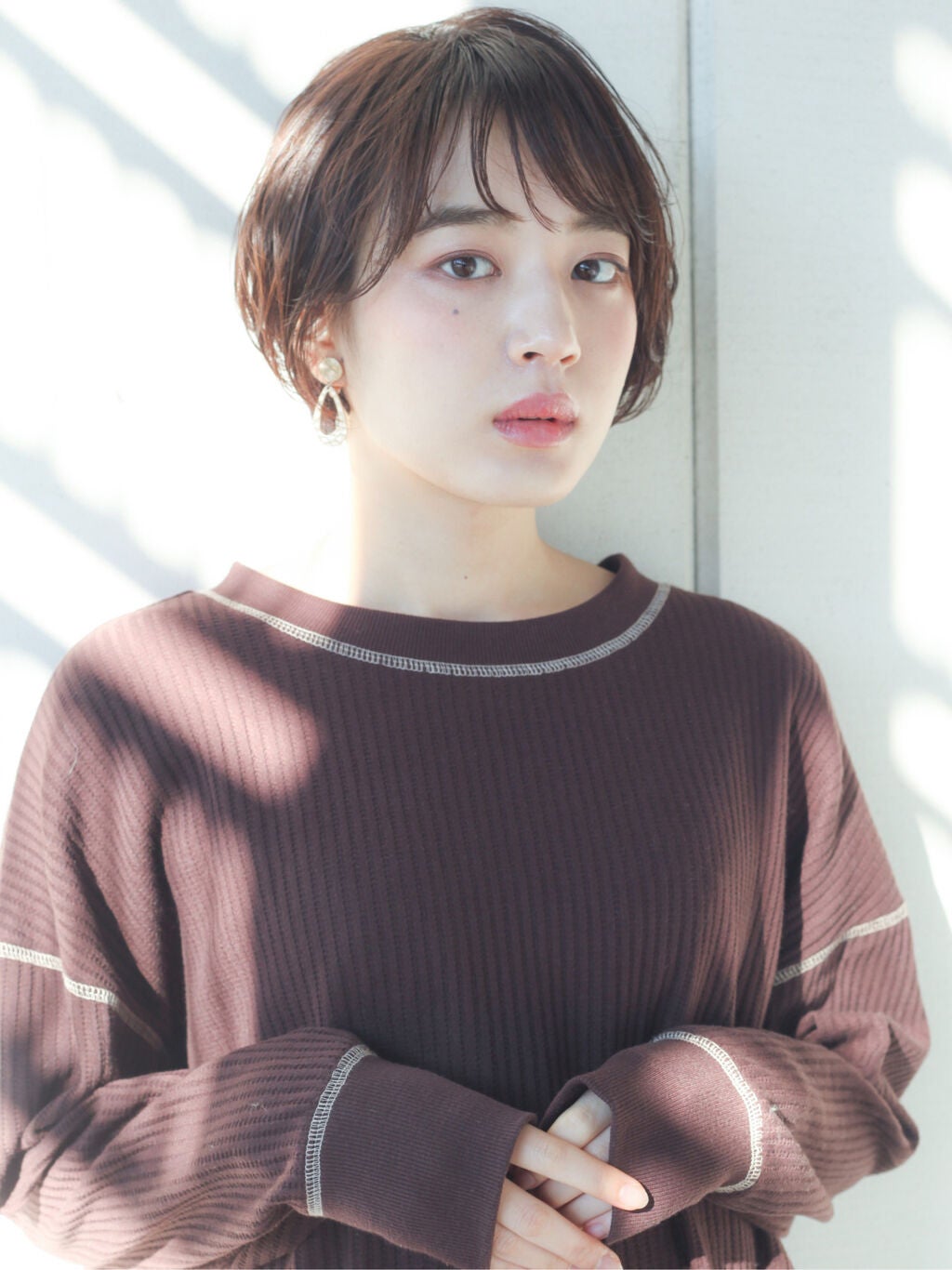 肌が白くて透明感のある女性