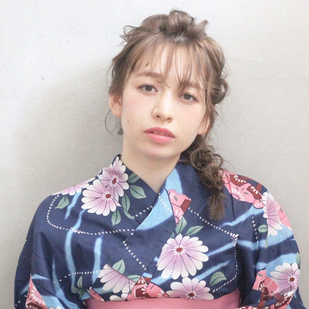「【2021夏向け】浴衣に似合うメイク!流行りの色っぽ赤系から清涼感あるブルー系メイクまで。」の画像(#133106)