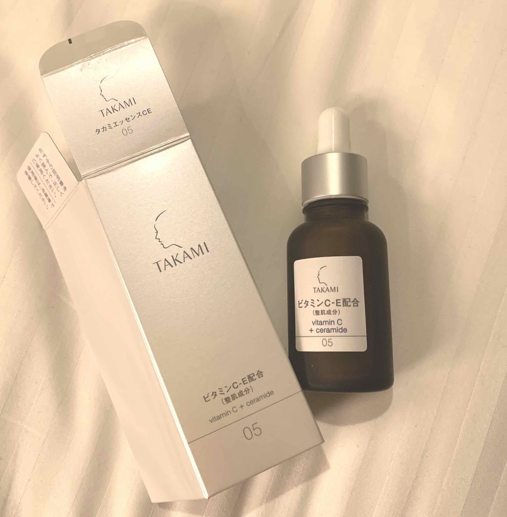 「ビタミンC美容液の効果&使い方は?おすすめアイテム厳選7つもご紹介!」の画像(#134161)