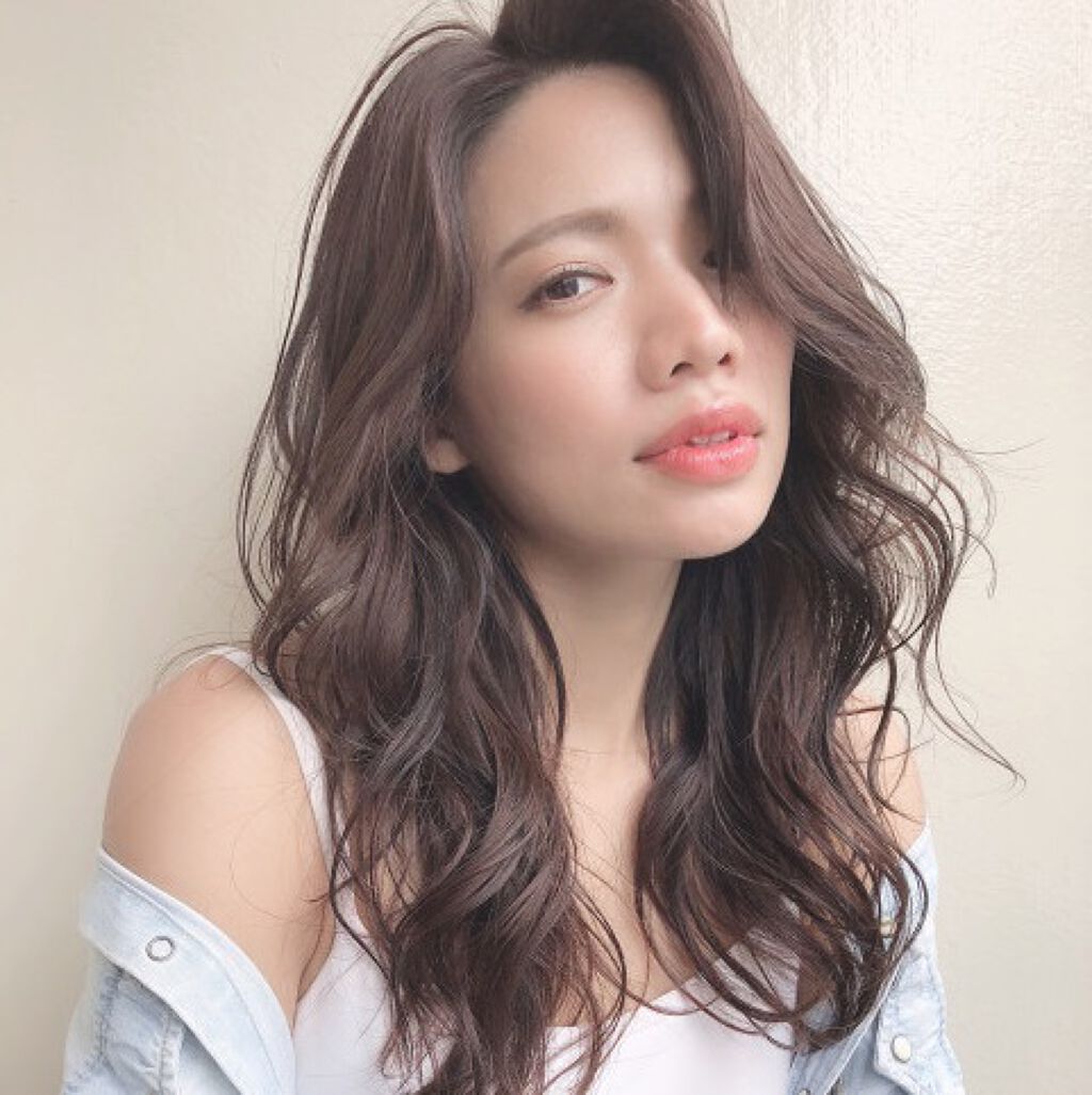 「クッションファンデに下地は必要!相性が良い下地の選び方とツヤ度がアップするおすすめ下地」の画像(#137480)