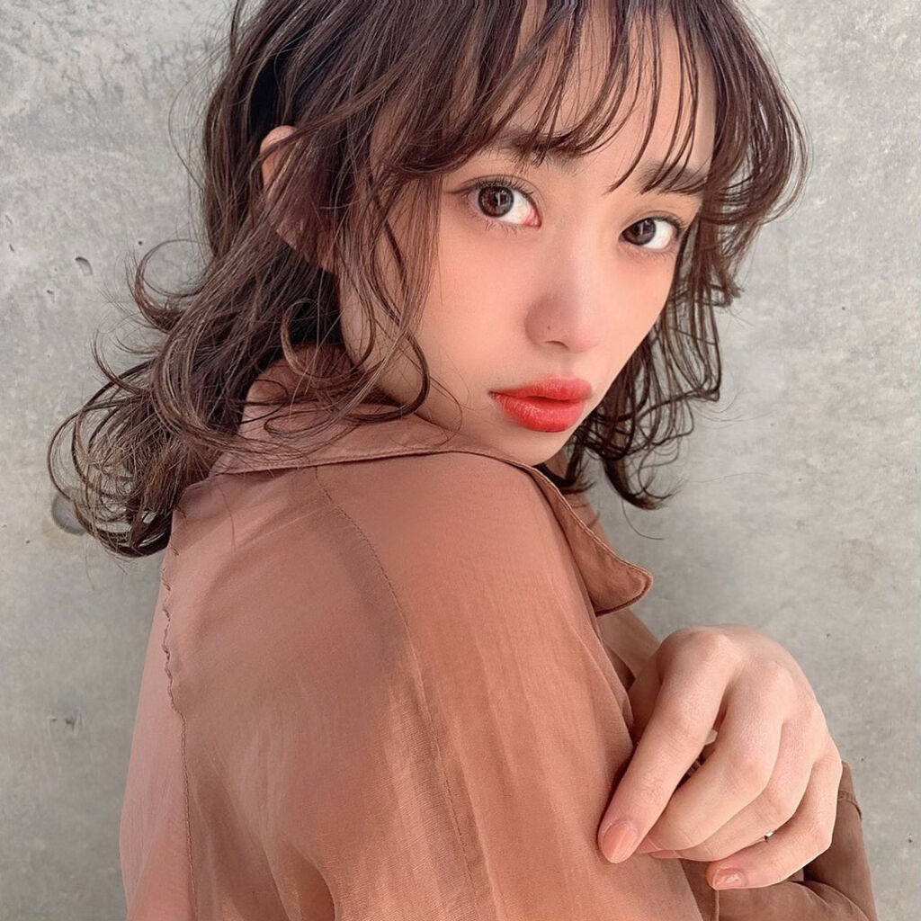 「【2021】黒グロスで深み唇へニュアンスチェンジ!プチプラ・デパコスおすすめ人気アイテム16選」の画像(#141277)