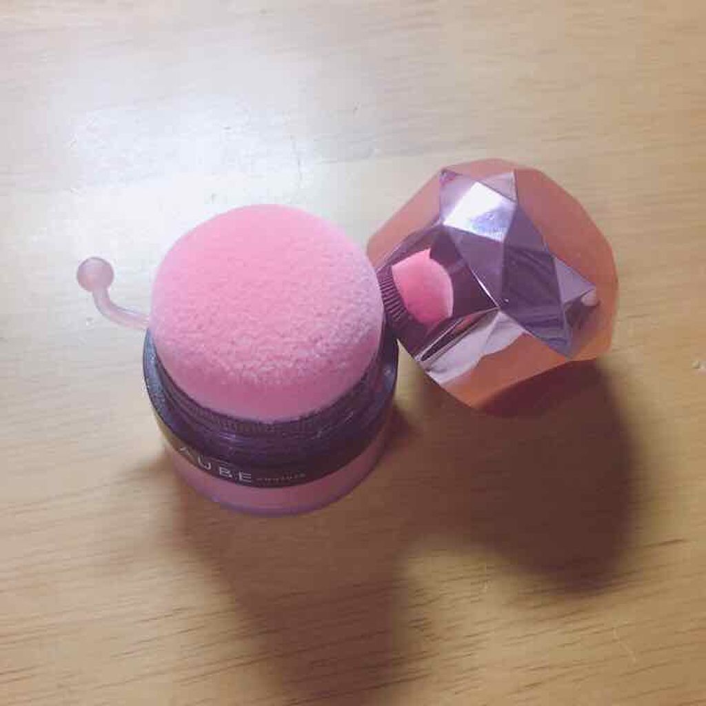 「誰でもできるふんわり頬。ポンポンチークの使い方・おすすめ商品を紹介します」の画像(#145363)