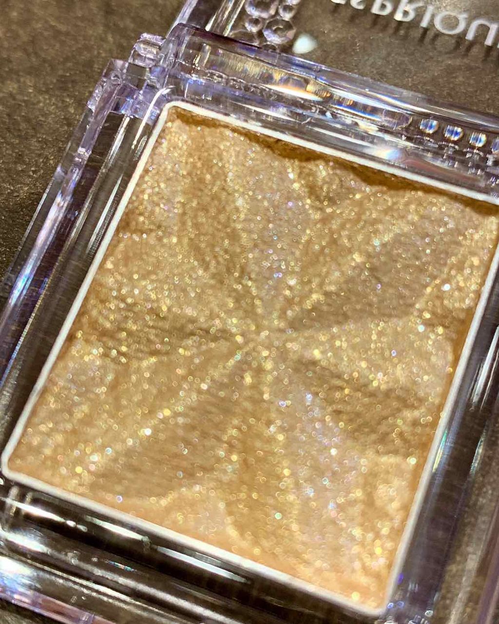 「オレンジブラウンリップおすすめ人気24選≪落ちないプチプラ&デパコス≫イエベブルべ別で似合う色・メイク法を解説」の画像(#147618)