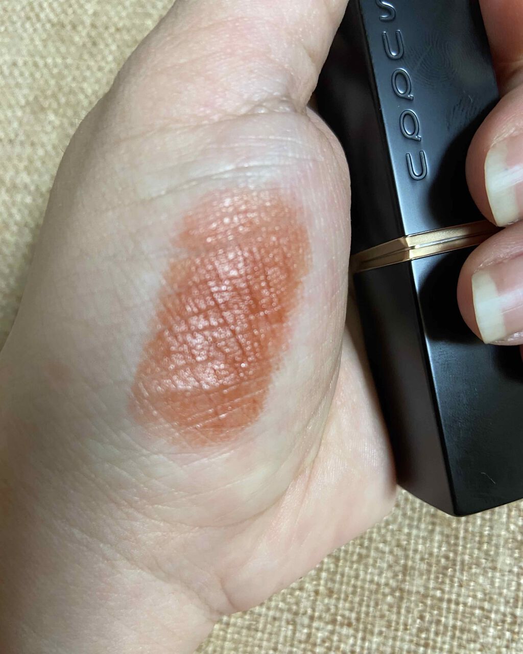 「オレンジブラウンリップおすすめ人気24選≪落ちないプチプラ&デパコス≫イエベブルべ別で似合う色・メイク法を解説」の画像(#147675)