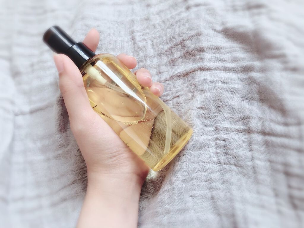 スプレー式のオイル