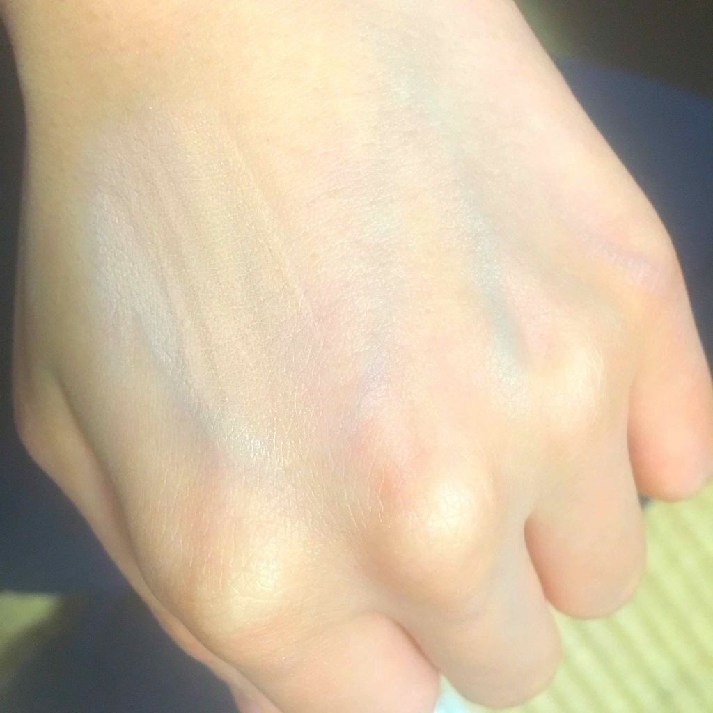 「水ファンデーションのおすすめ9選♡自然なツヤ肌を叶える選び方&使い方とは?」の画像(#151351)