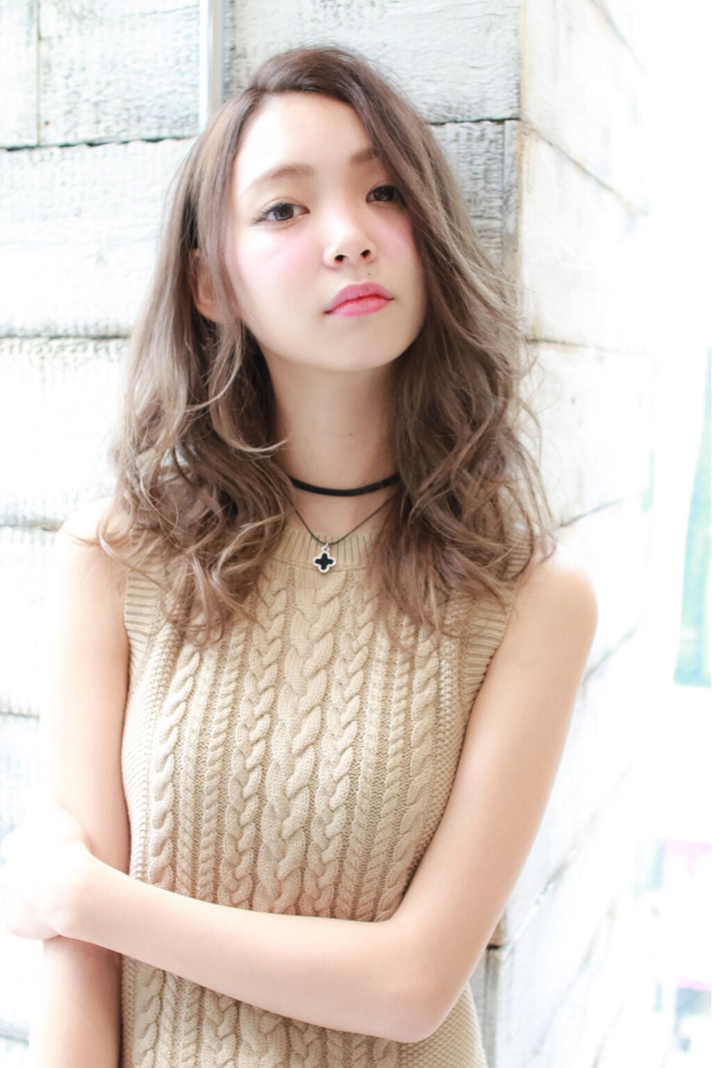 「髪色を憧れのハイトーンデビューした人に捧ぐ、垢抜けメイク法」の画像(#151721)