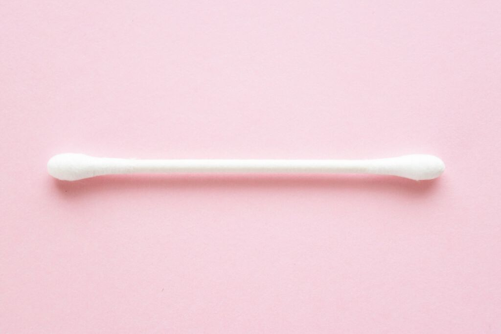 【決定版】マニキュアの落とし方!爪を傷めないコツやおすすめ除光液もご紹介の画像