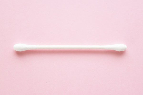 【決定版】マニキュアの落とし方!爪を傷めないコツやおすすめ除光液もご紹介の画像