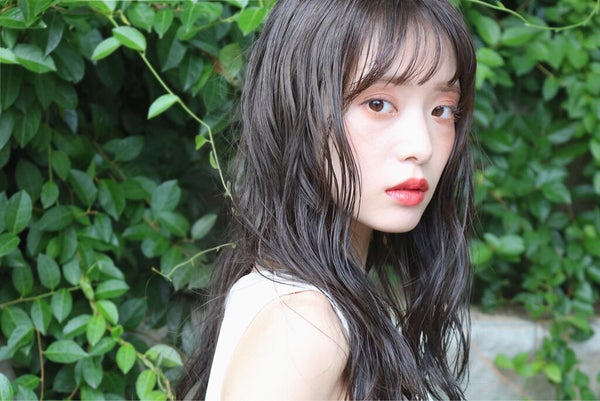 「ツヤ感チークで横顔美人を手に入れちゃいましょ」の画像(#156670)