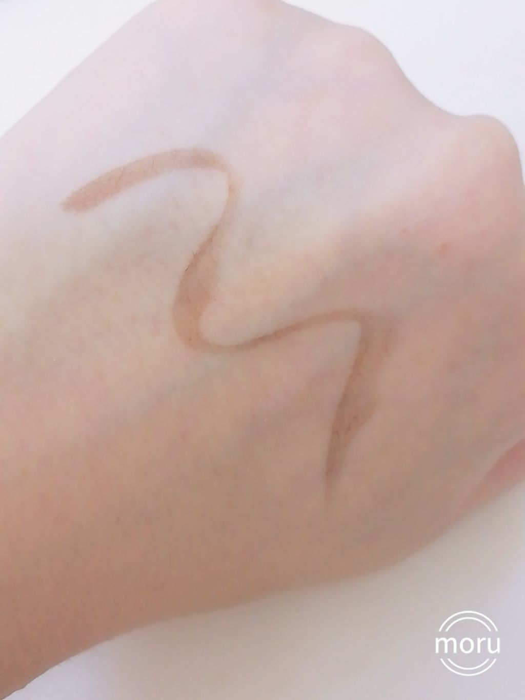 「ダブルラインとは?使い方や引き方・メイク法を徹底解説≪コスプレ・一重・涙袋にもおすすめのアイライナー10選≫」の画像(#158201)