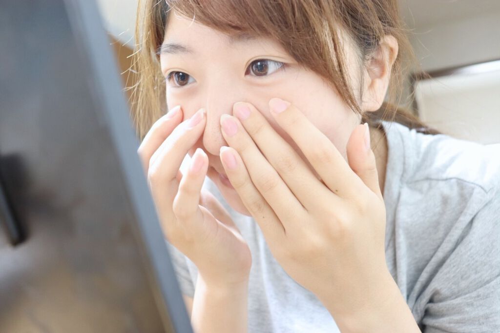 目立つブツブツにサヨナラを!角栓ケアのやり方・人気コスメランキング21選の画像