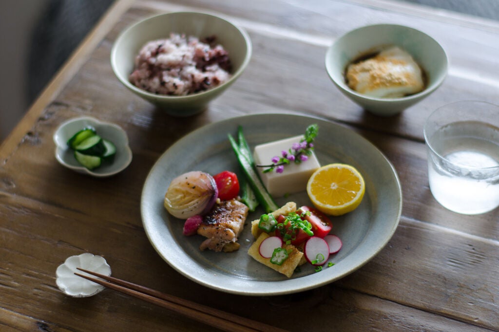 目立つブツブツにサヨナラを!角栓ケアのやり方・人気コスメランキング21選の画像