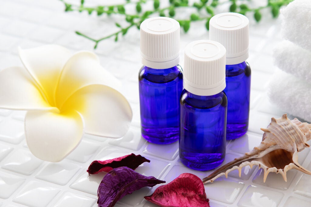 目立つブツブツにサヨナラを!角栓ケアのやり方・人気コスメランキング21選の画像