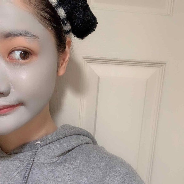 「クレイマスク市販で買える人気のおすすめ12選|くすみ&毛穴ケアをして透明肌に!使い方や使用頻度も」の画像(#163370)