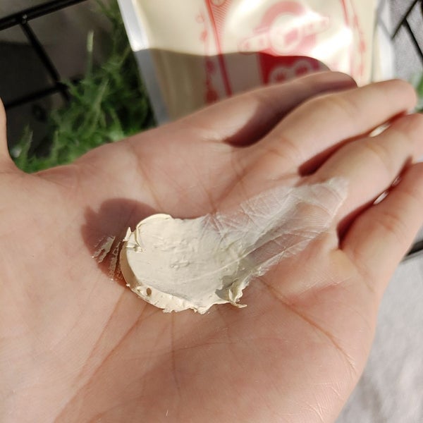 「クレイマスク市販で買える人気のおすすめ12選|くすみ&毛穴ケアをして透明肌に!使い方や使用頻度も」の画像(#163570)