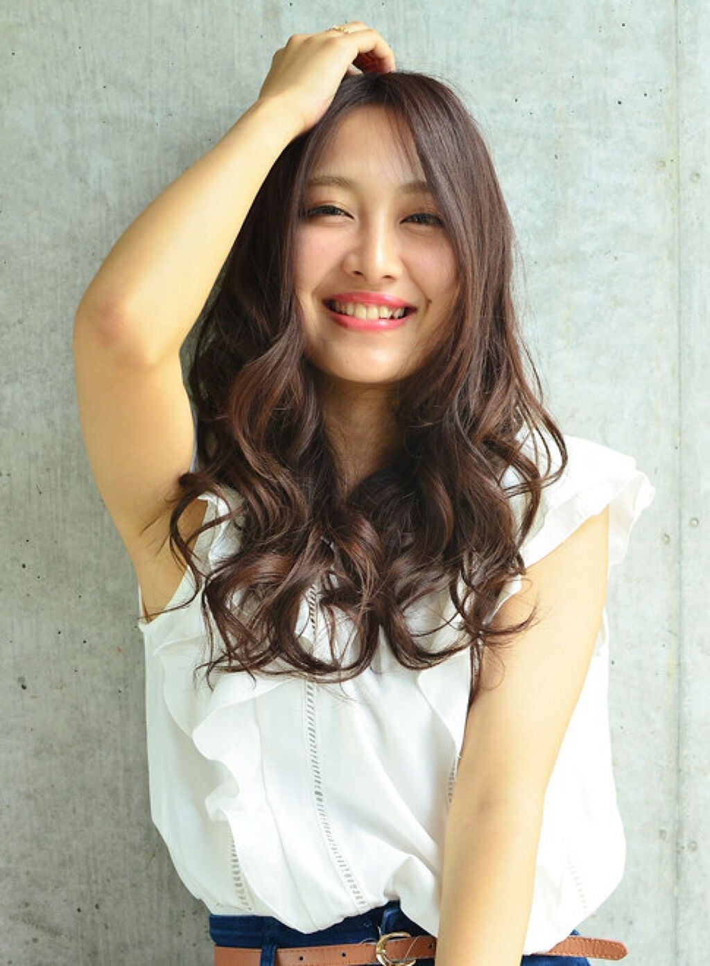 「アイラインの引き方を徹底紹介!基本から一重・二重・奥二重さんのポイントやなりたい印象別の簡単アレンジ方法も」の画像(#555995)