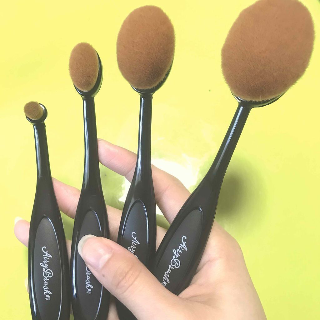 「【裏技】クッションファンデはブラシで綺麗に仕上がる!おすすめブラシもご紹介」の画像(#168956)