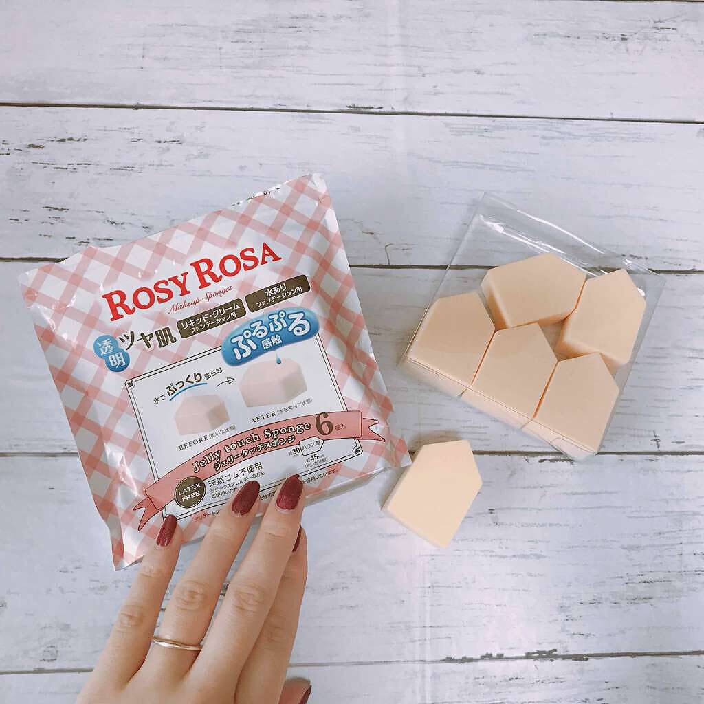 「メイクスポンジの洗い方を徹底紹介!レンジを使った方法、おすすめ洗剤・洗う頻度まで」の画像(#749179)