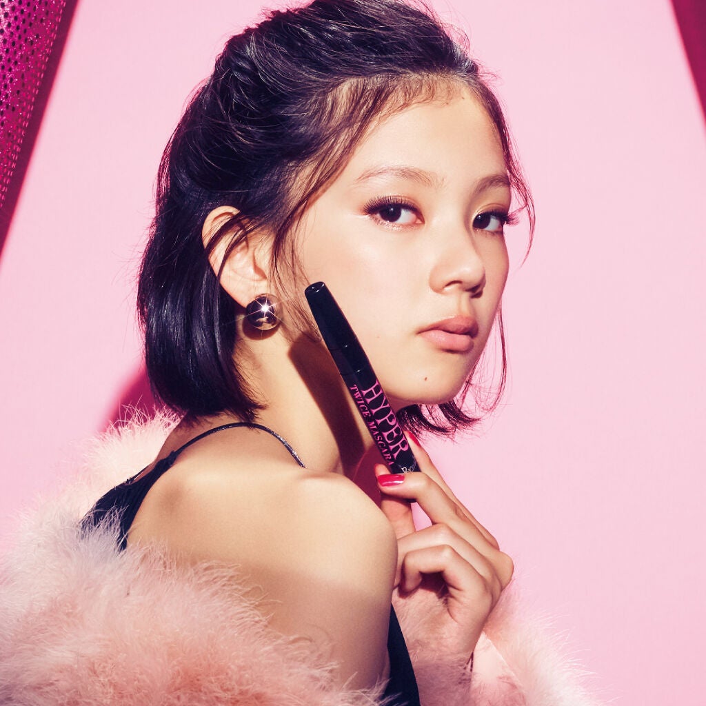 上向きまつ毛でみんなの視線をGET!モテる目元はこのマスカラで決まり♡【PR】の画像