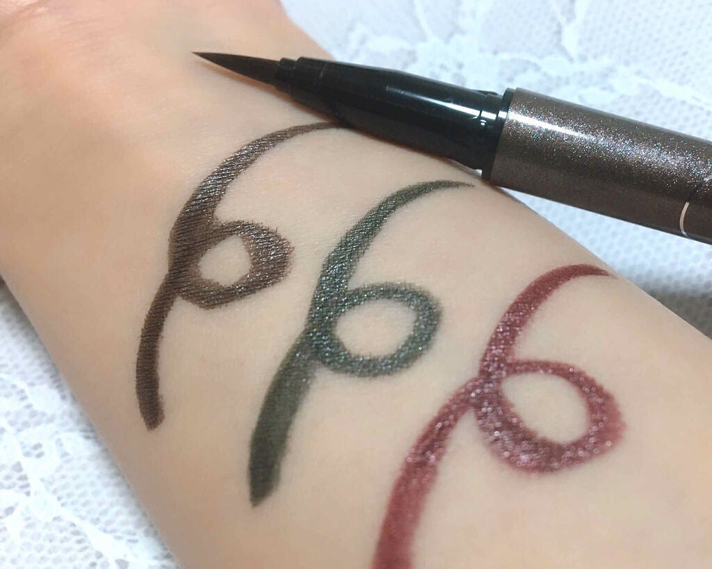 「【プチプラ・デパコス別】おすすめカラーアイライナー13選 | カラー別の特徴から使い方も」の画像(#178317)