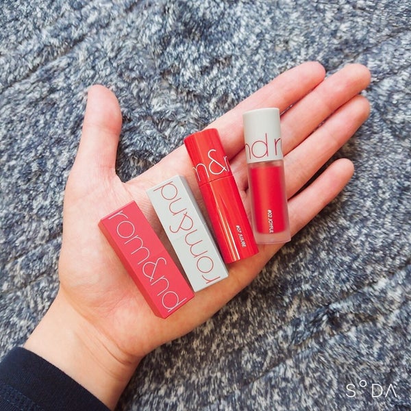 「【2021年】イエベ・ブルべ別おすすめミニリップ8選!手のひらに収まる可愛さでトレンド感UP」の画像(#178533)