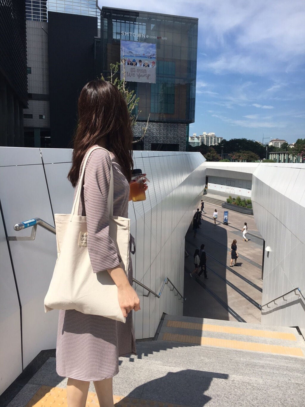 「奥二重でも韓国風メイクがしたい!おすすめアイテムとオルチャンメイクの方法を伝授」の画像(#178963)