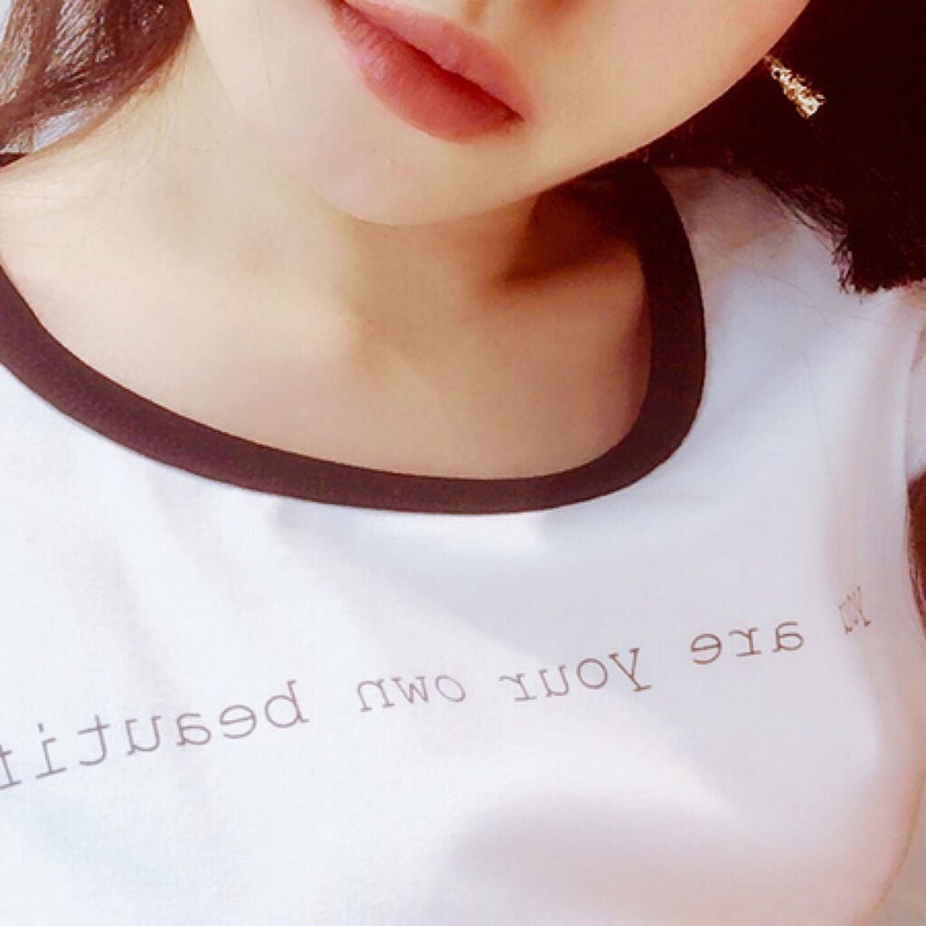 高発色のティント処方で「マスクでも色持ちが良い」と評判上々♡潤い成分で唇、“ちゅるん”。の画像