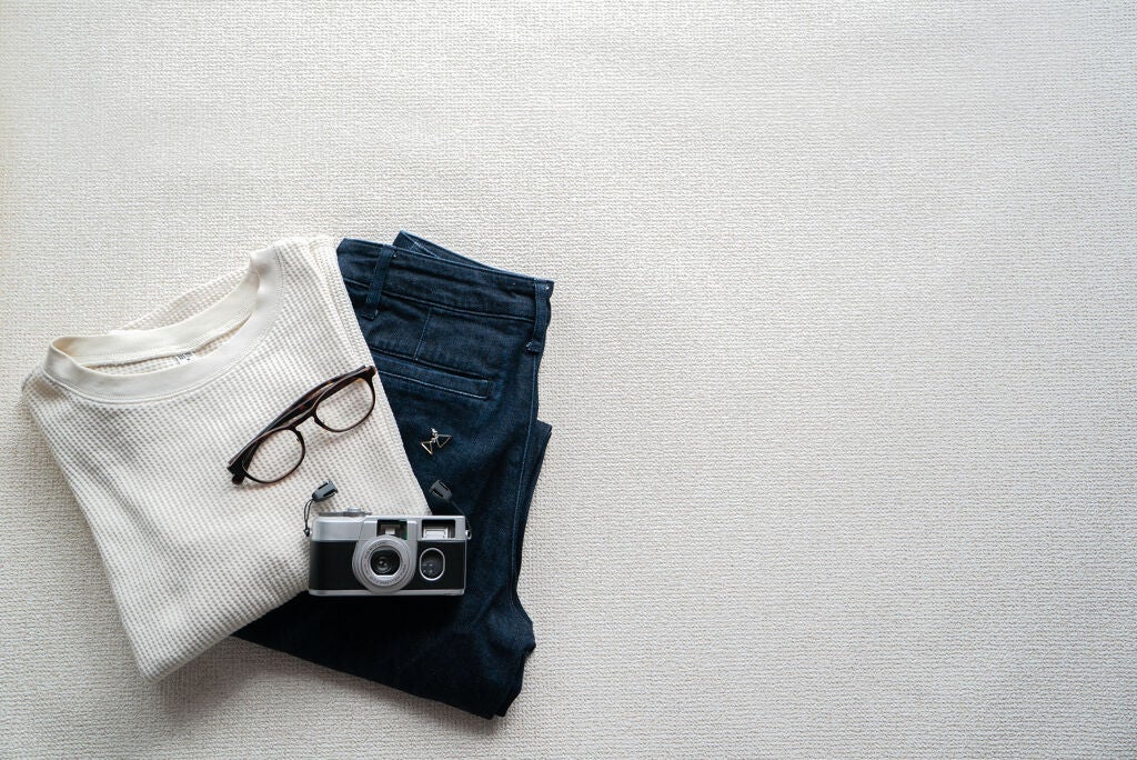 カーキメイクが似合う人になりたい!ブルベ・イエベにおすすめカラー&コスメも徹底紹介の画像