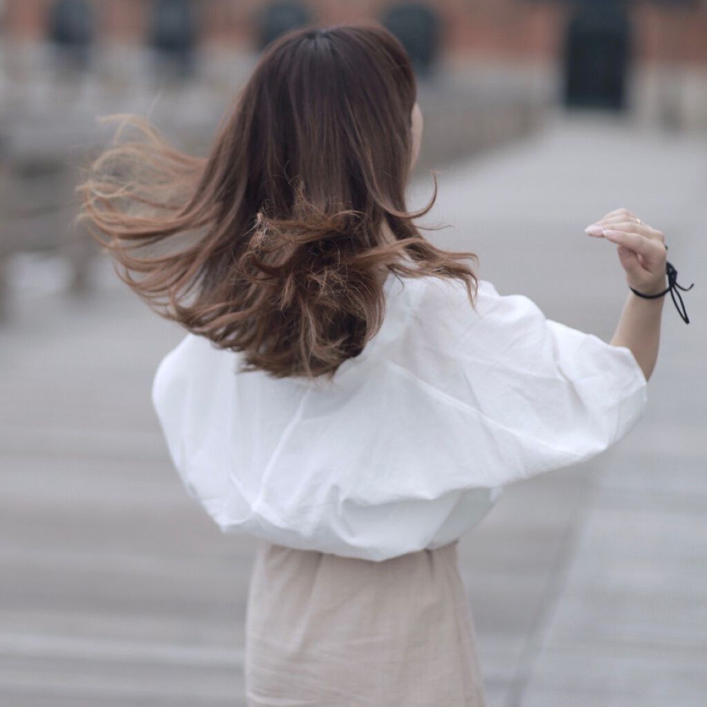 熱々アイロン、もうやめない?リーゼの新ヘアオイルが味方って噂!の画像