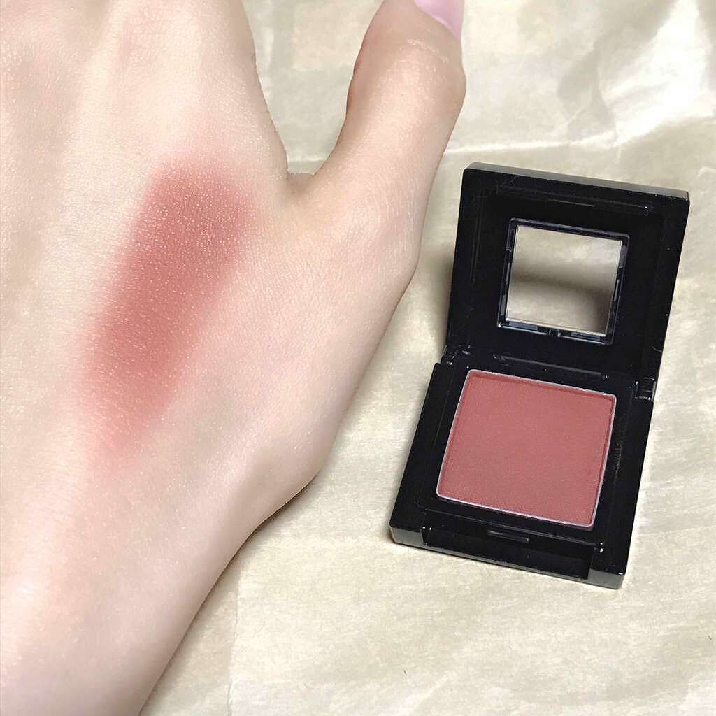 「アディクション92番「マリアージュ」の使い方徹底解説。単色使いの方法・重ね塗り◎なアイシャドウ紹介」の画像(#187080)