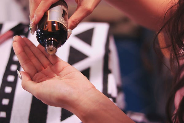 「マッサージオイルの正しい使い方を部位別に詳しく解説!注意点やおすすめも6選も紹介」の画像(#189393)