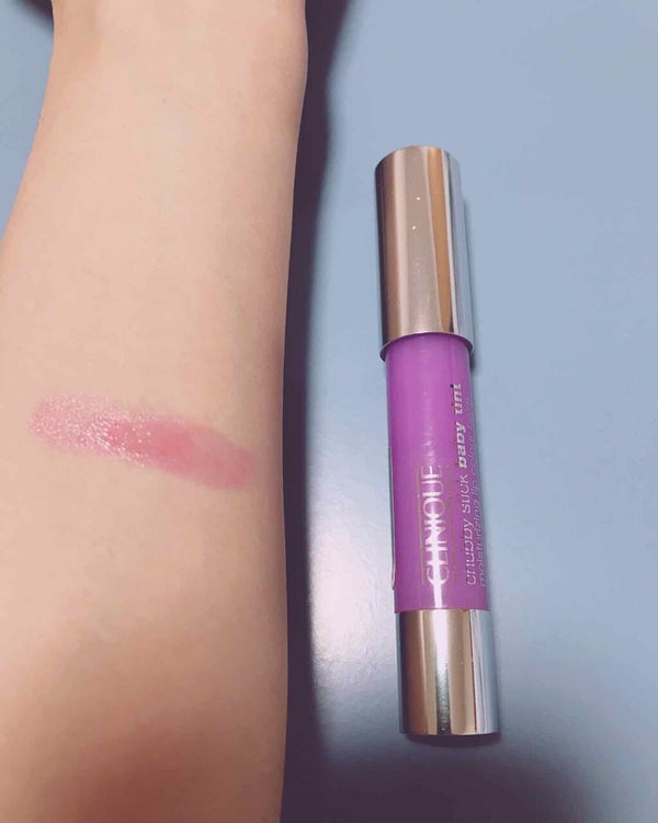 「パープルリップ人気17選《プチプラ・デパコス》イエベ・ブルべに似合う紫リップが見つかる!」の画像(#192587)