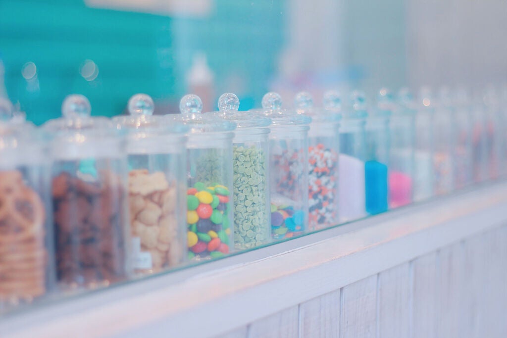 今日は何色にする?気分に合わせたカラーメイクでいつもとは違う私に!の画像