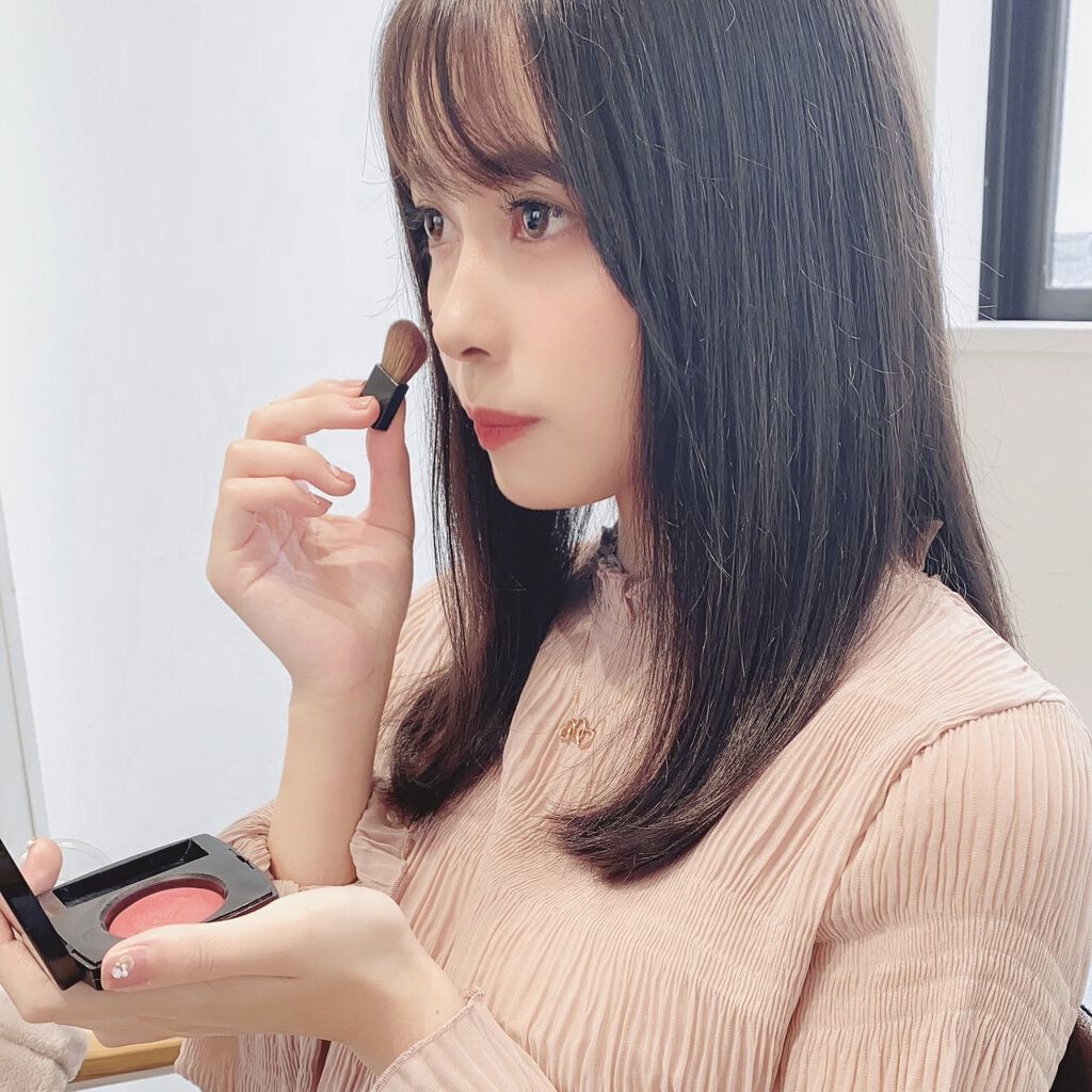 「化粧直しのやり方≪基本編≫おすすめアイテムやポイントまで肌悩み別に徹底解説!」の画像(#196743)