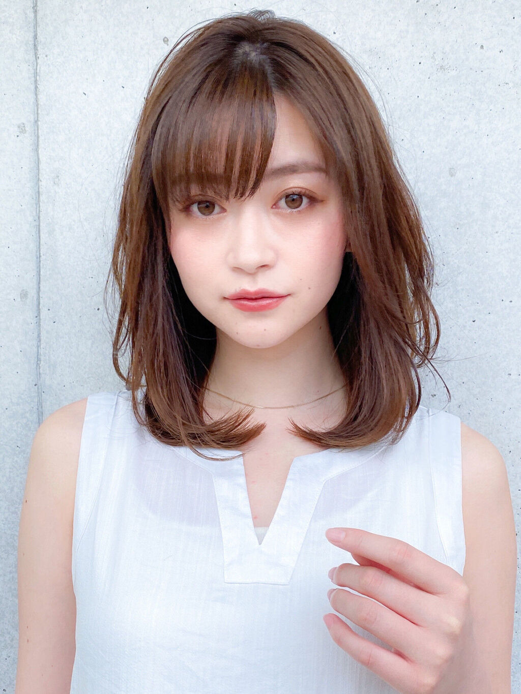 「垢抜けるコツは眉毛脱色!セルフでの脱色方法やおすすめアイテムも」の画像(#200520)