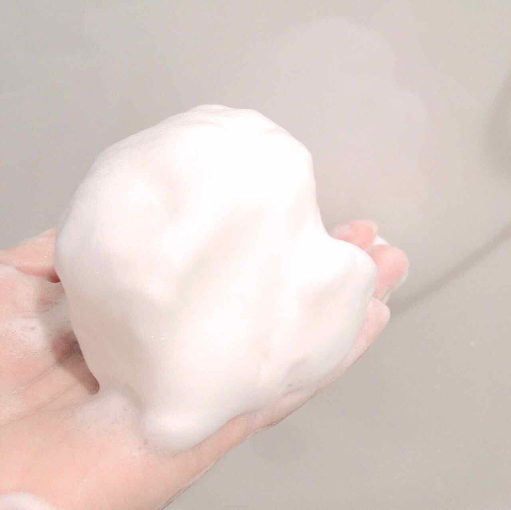 「顔にもおすすめ人気ベビーパウダー8選｜毛穴目立ちやテカリに効果的な使い方や成分を徹底解説」の画像（#200751）