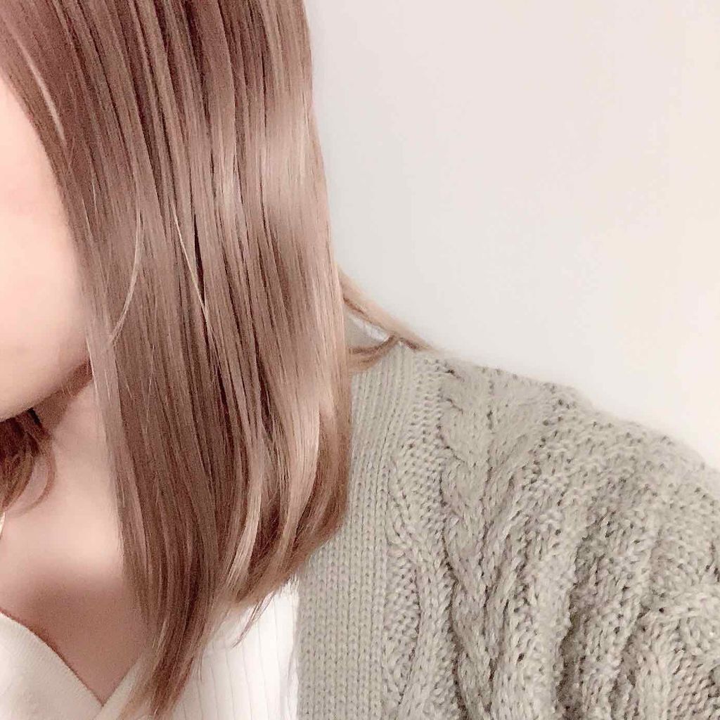 「髪の毛を保湿するおすすめヘアアイテム18選|乾燥する原因やヘアケアの方法を徹底解説」の画像(#201929)