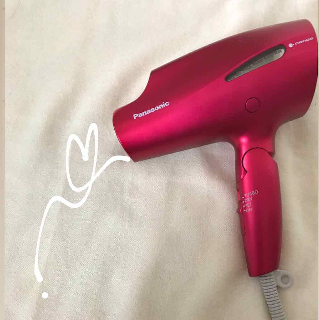 「髪の毛を保湿するおすすめヘアアイテム18選|乾燥する原因やヘアケアの方法を徹底解説」の画像(#202024)