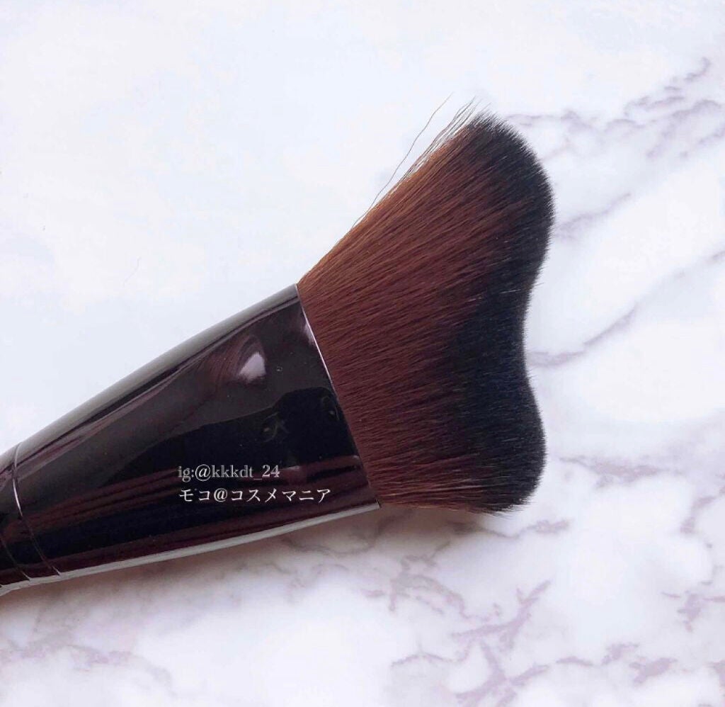 「フェイスパウダーブラシの最新おすすめランキング|選び方や効果的な使い方も徹底解説!【プチプラ&デパコス】」の画像(#202118)
